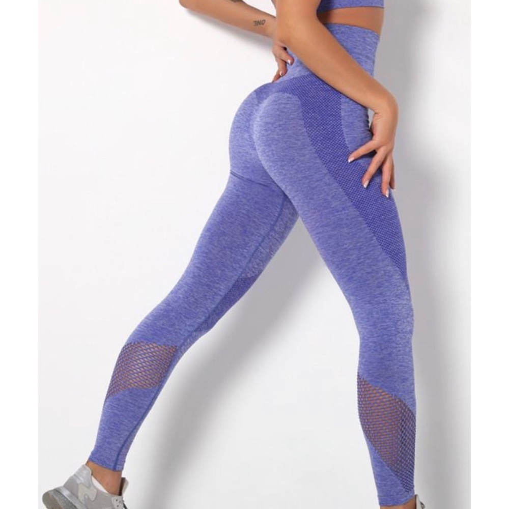 SOLD 🚫 High Rise Seamless Leggings - Picture 1 of 12